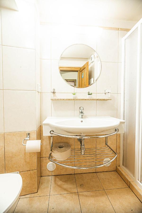 Hostel 99 Cesky Krumlov Bagian luar foto